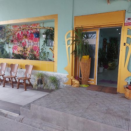 Hostal Fuente Del Pino ฮูมิญา ภายนอก รูปภาพ